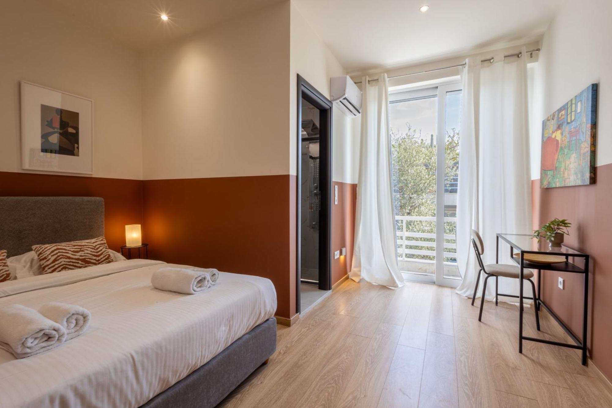 Luxurious 3-Bedroom Seaside Retreat Fully Renovated In 2025 Афины Экстерьер фото